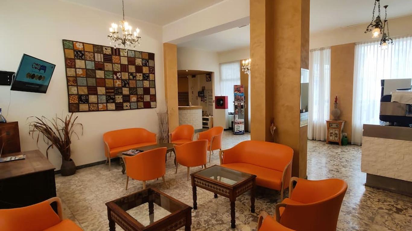 Hotel Corona