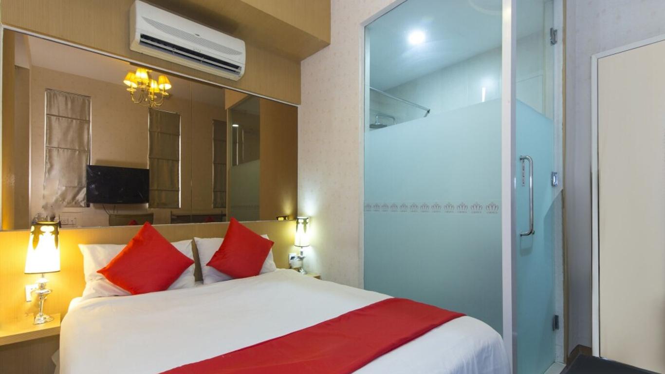 The Crown Borneo Hotel