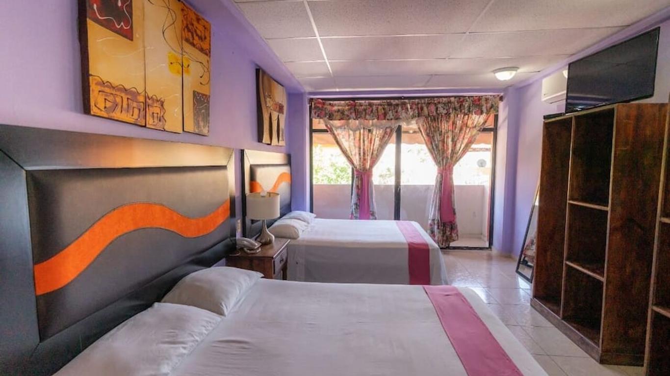Hotel Tradicional Savaro Sa De CV