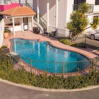 Palms Motel