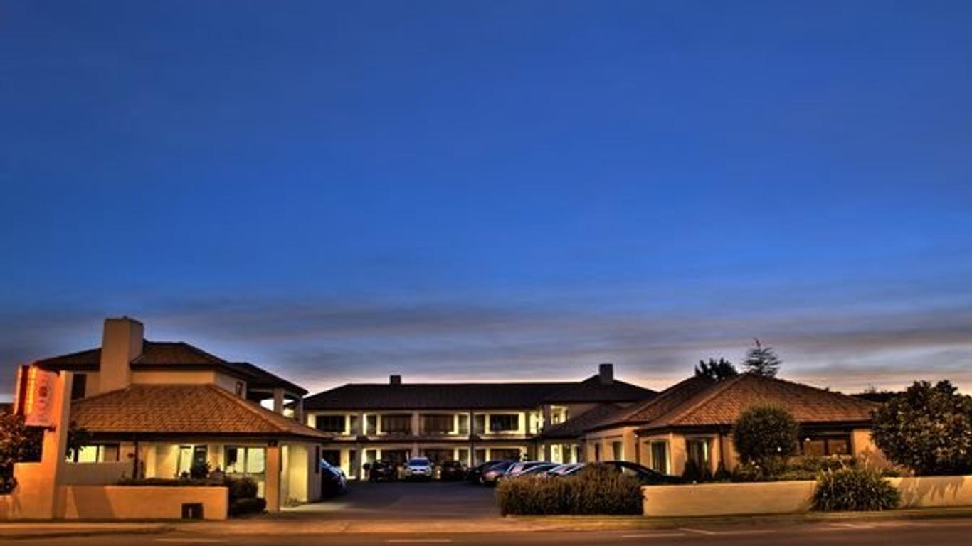 Harvest Lodge Motel