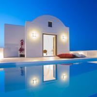 Azar Luxury Villas & Suites