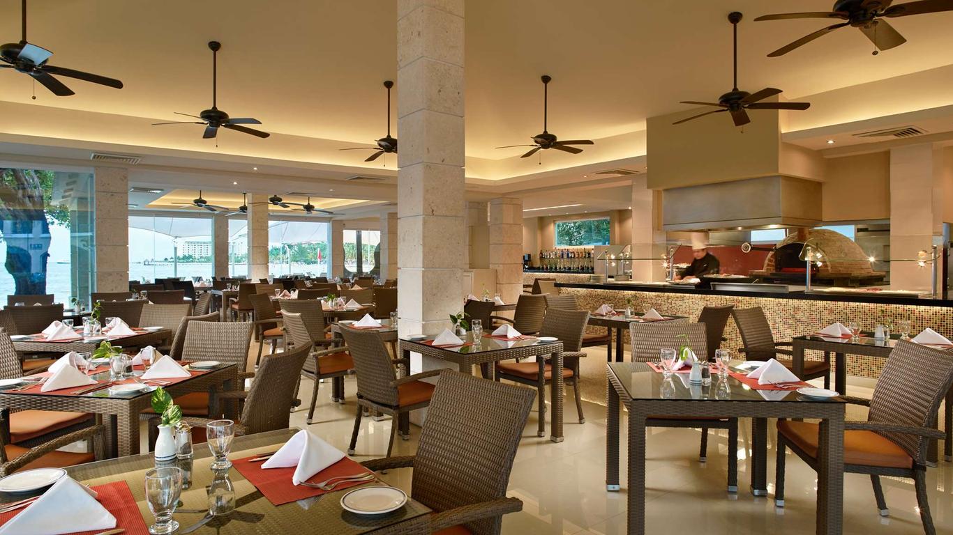 Occidental Costa Cancún