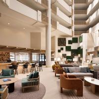 Hilton Santa Monica Hotel & Suites