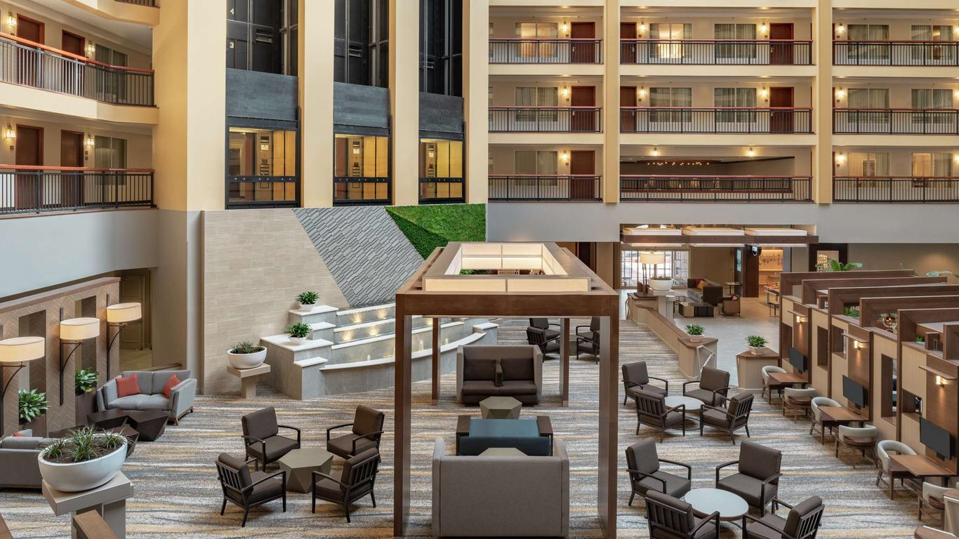 Embassy Suites by Hilton Cleveland Rockside