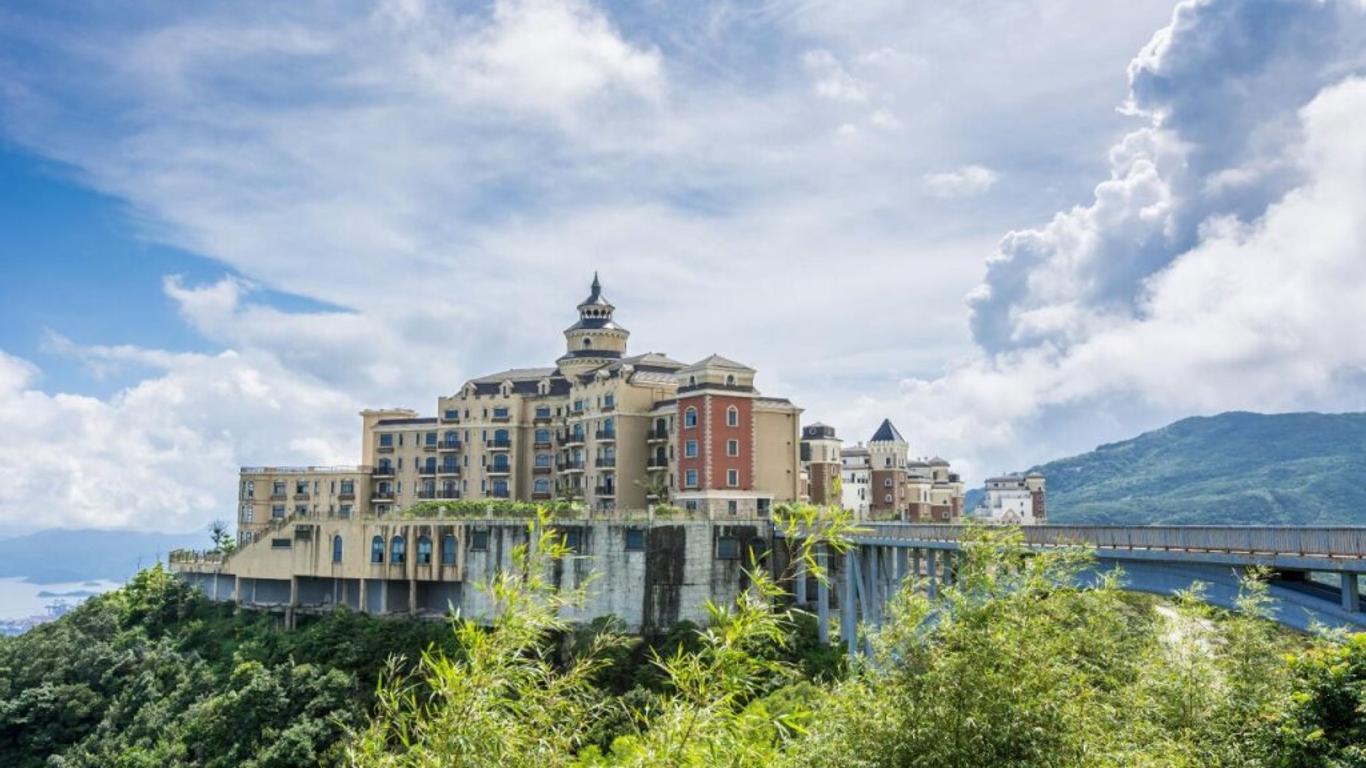 Bon-Garden Business Hotel