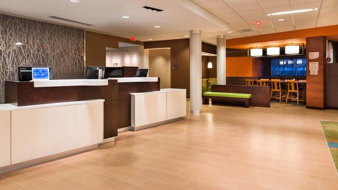 Utica Rest Inn