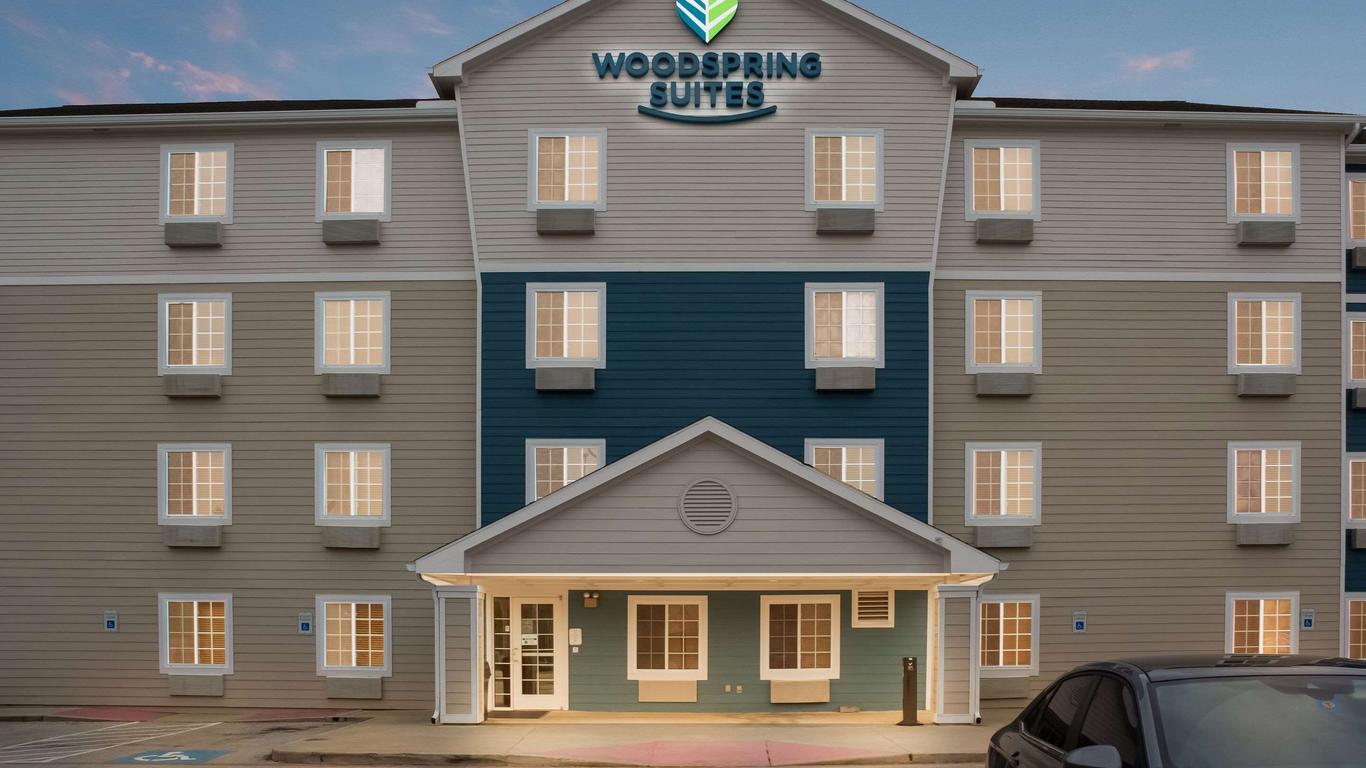 Woodspring Suites Conroe