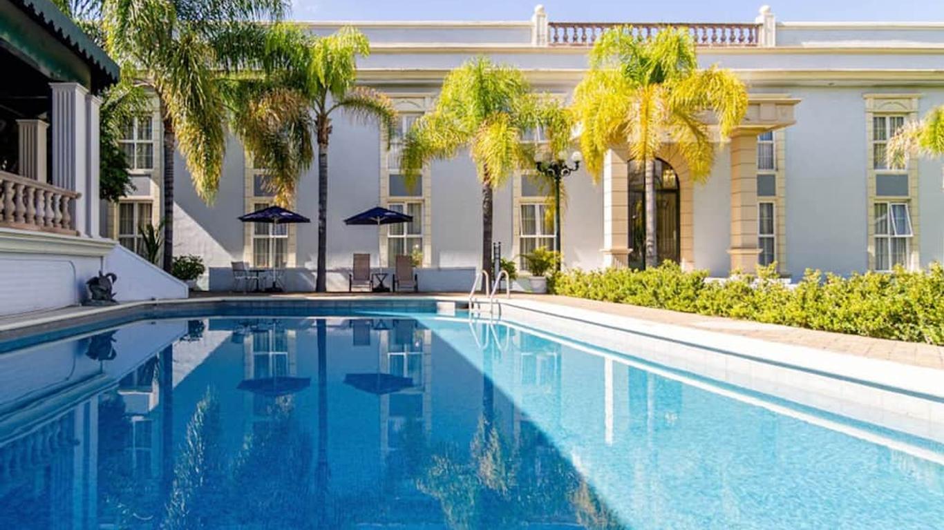 Hotel Alameda Grand