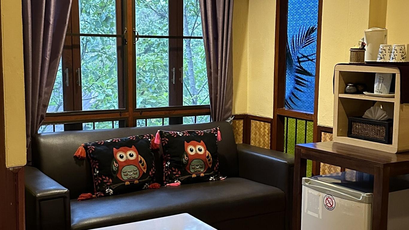 Pura Vida Pai Resort