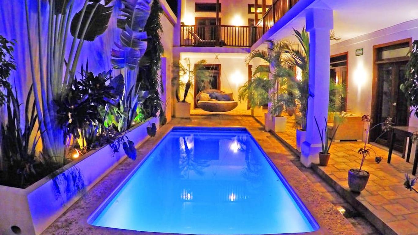 Hotel and Coffe Azul