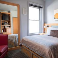 Charlesmark Hotel