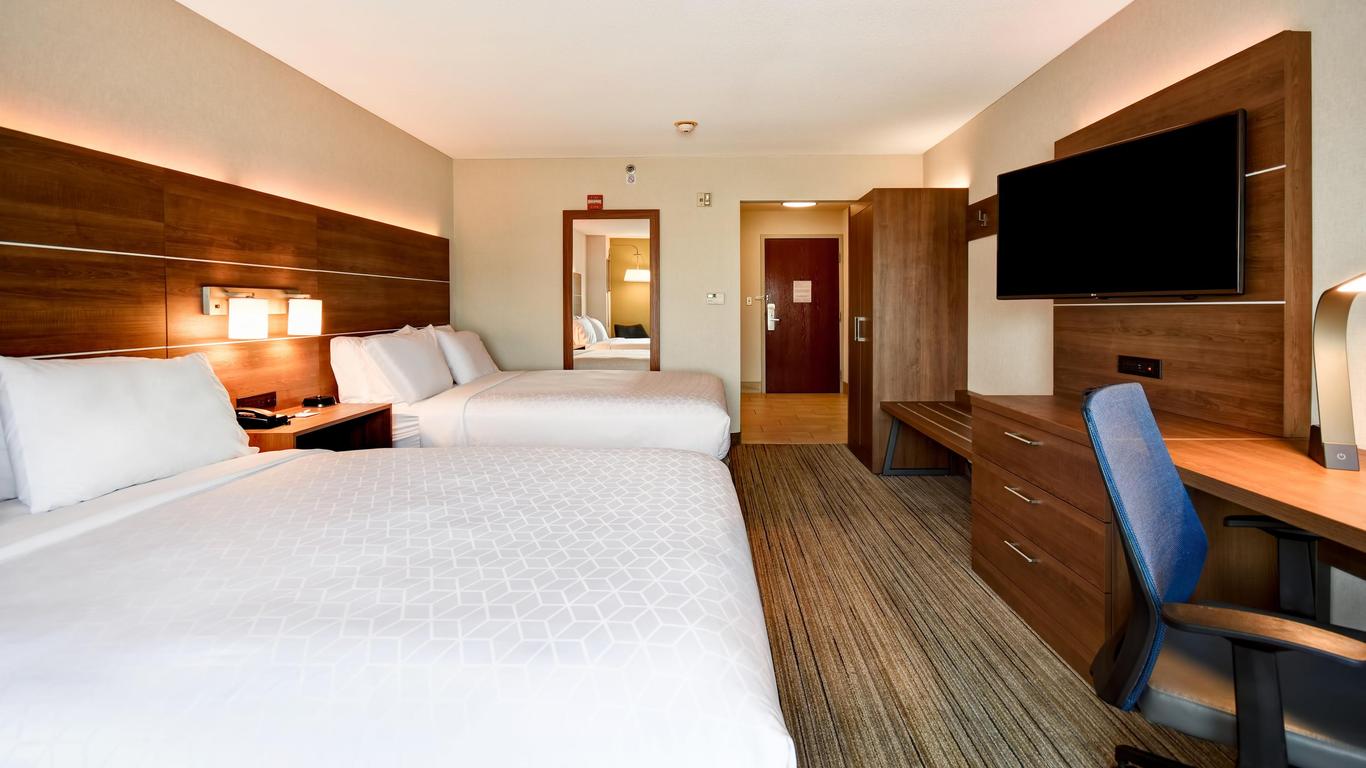 Holiday Inn Express Newport North - Middletown, An IHG Hotel