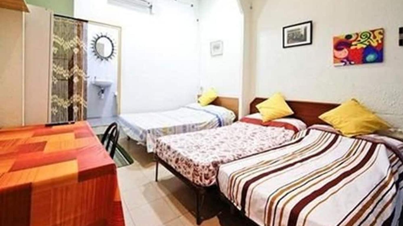 Central Station Hostel Barcelona