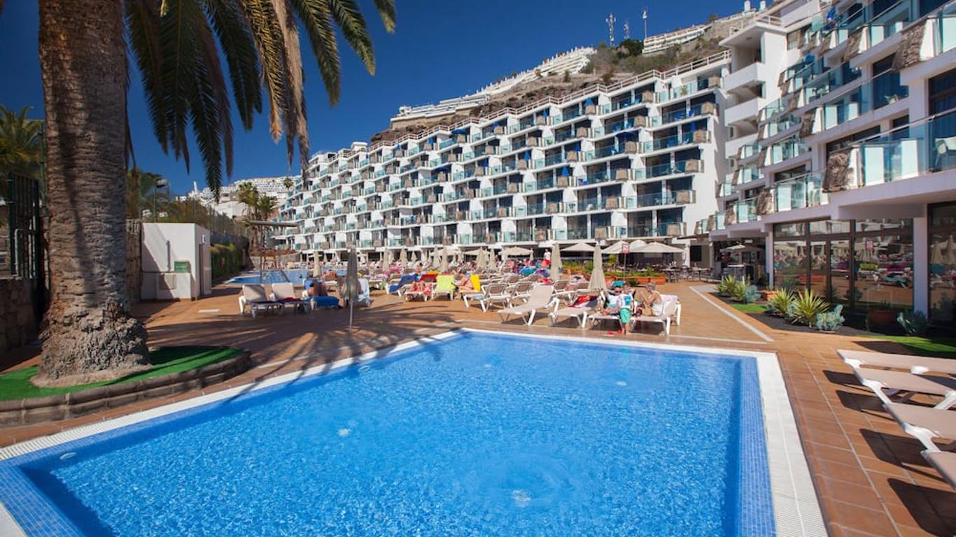 Grupotel Revoli
