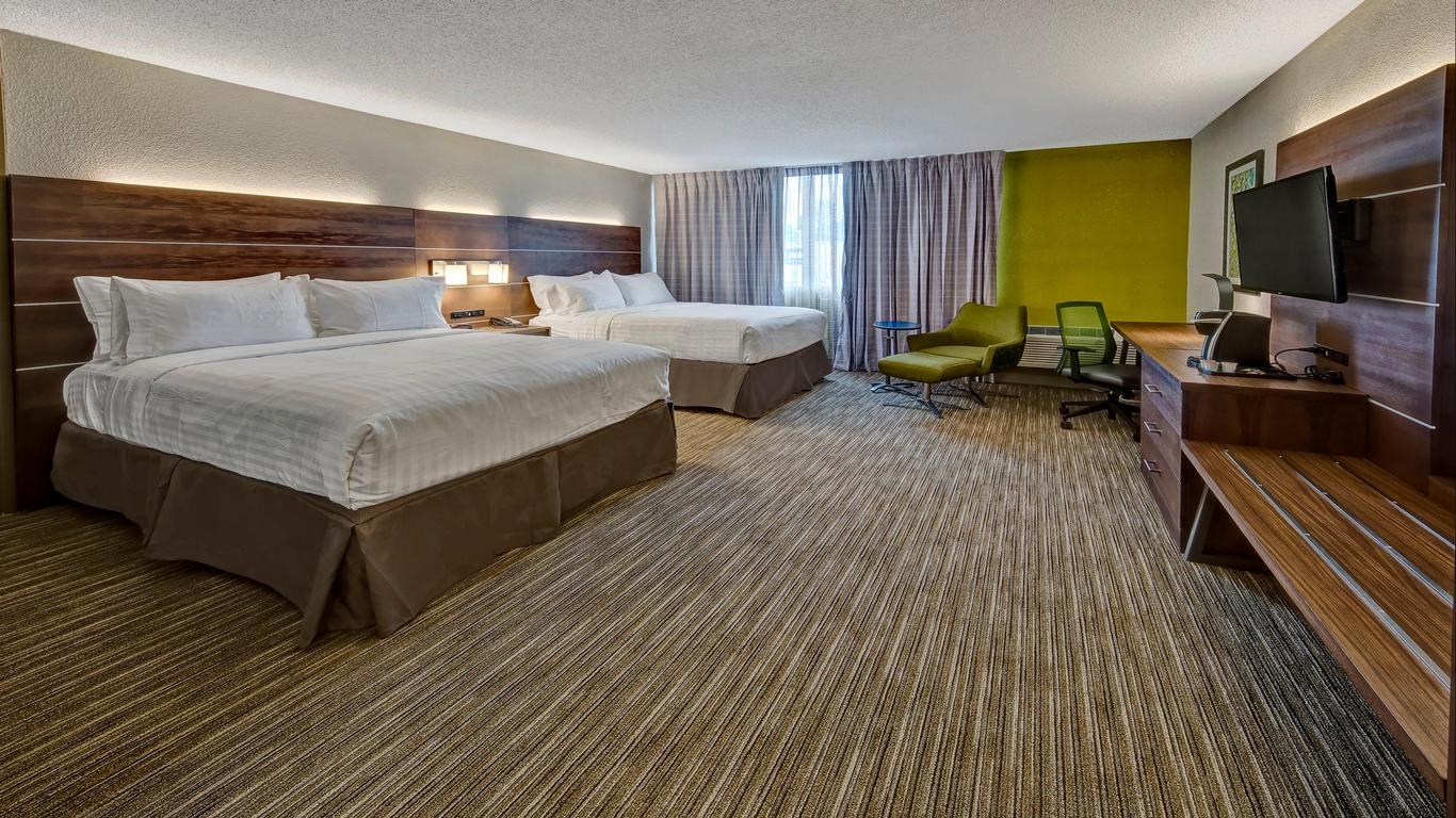 Holiday Inn Express Louisville Airport Expo Center