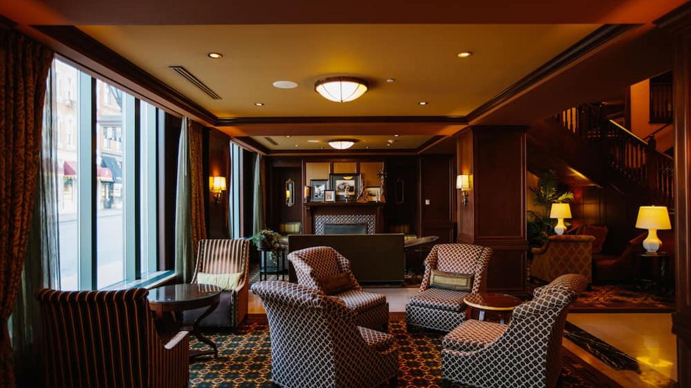 Hotel Julien Dubuque