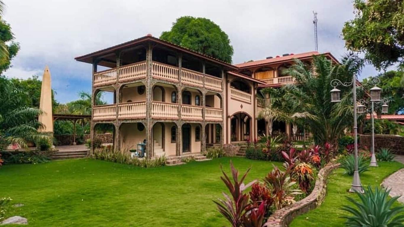 Hotel El Reith Lake