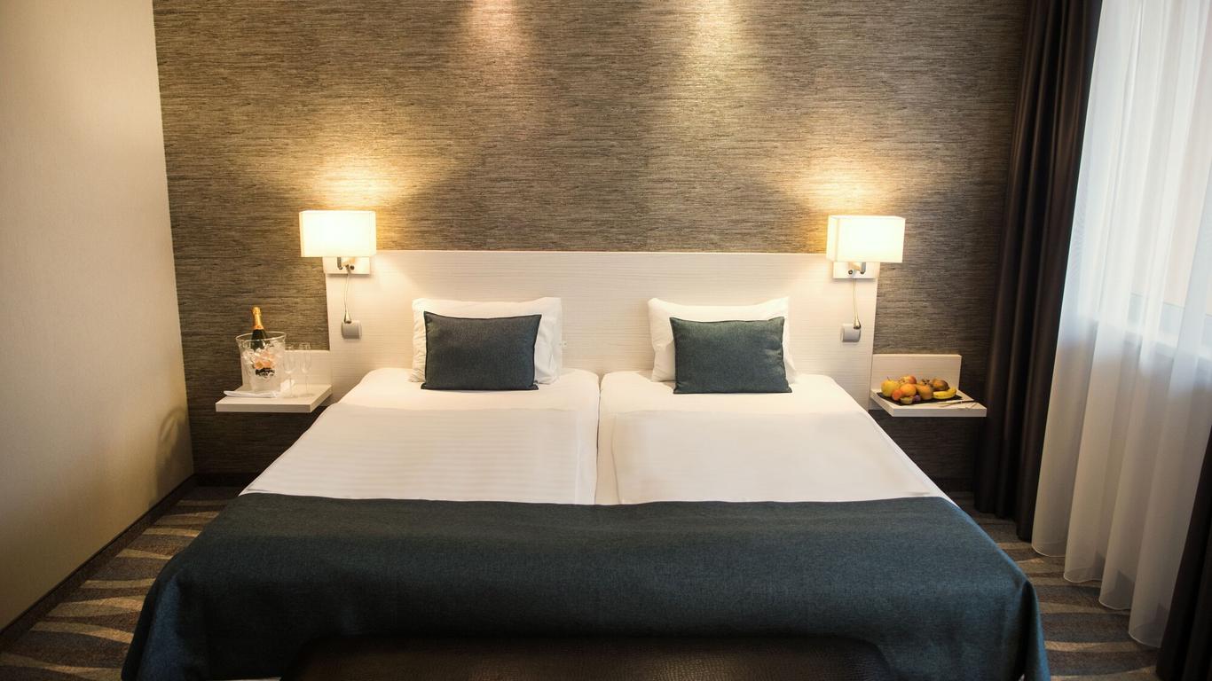 Hotel Azúr