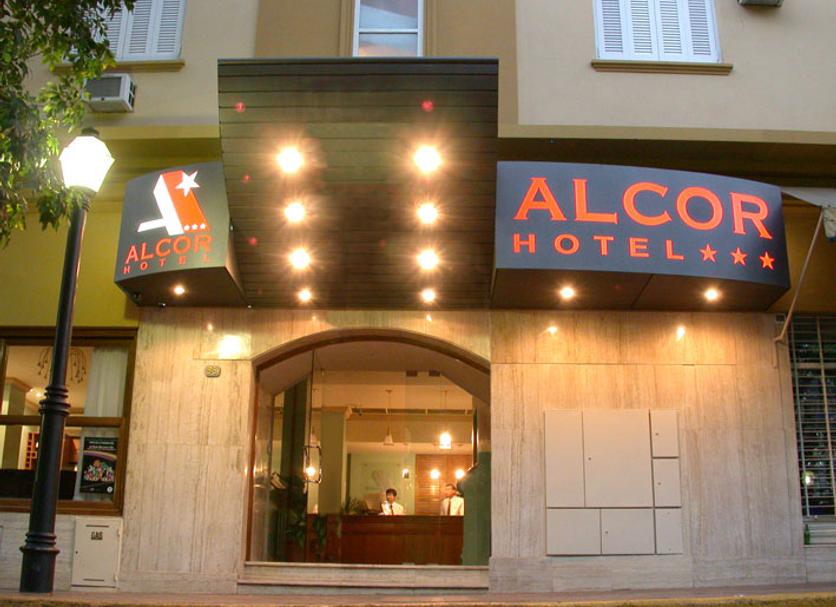 Entrada del hotel Foto